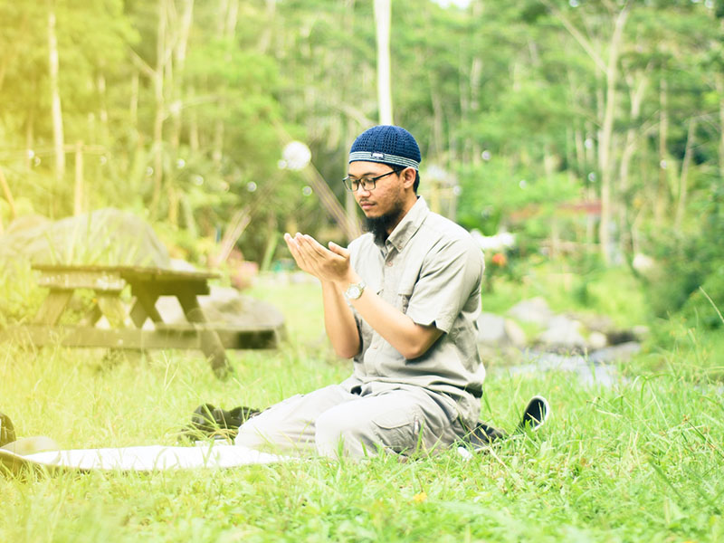 Doa Agar Istri Patuh Pada Suami Menurut Islam